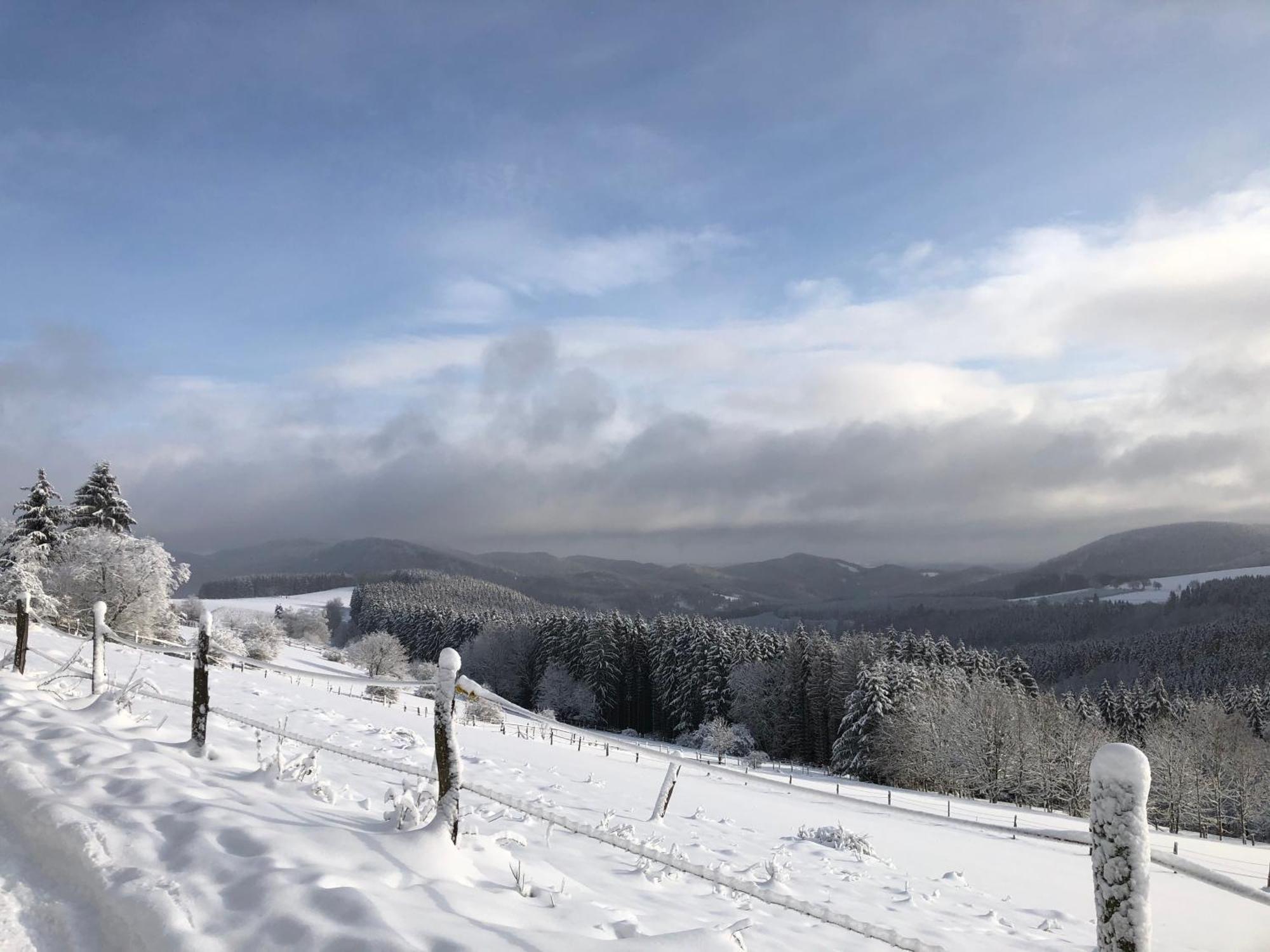 Ferienwohnung Wolkenplatz Winterberg Esterno foto